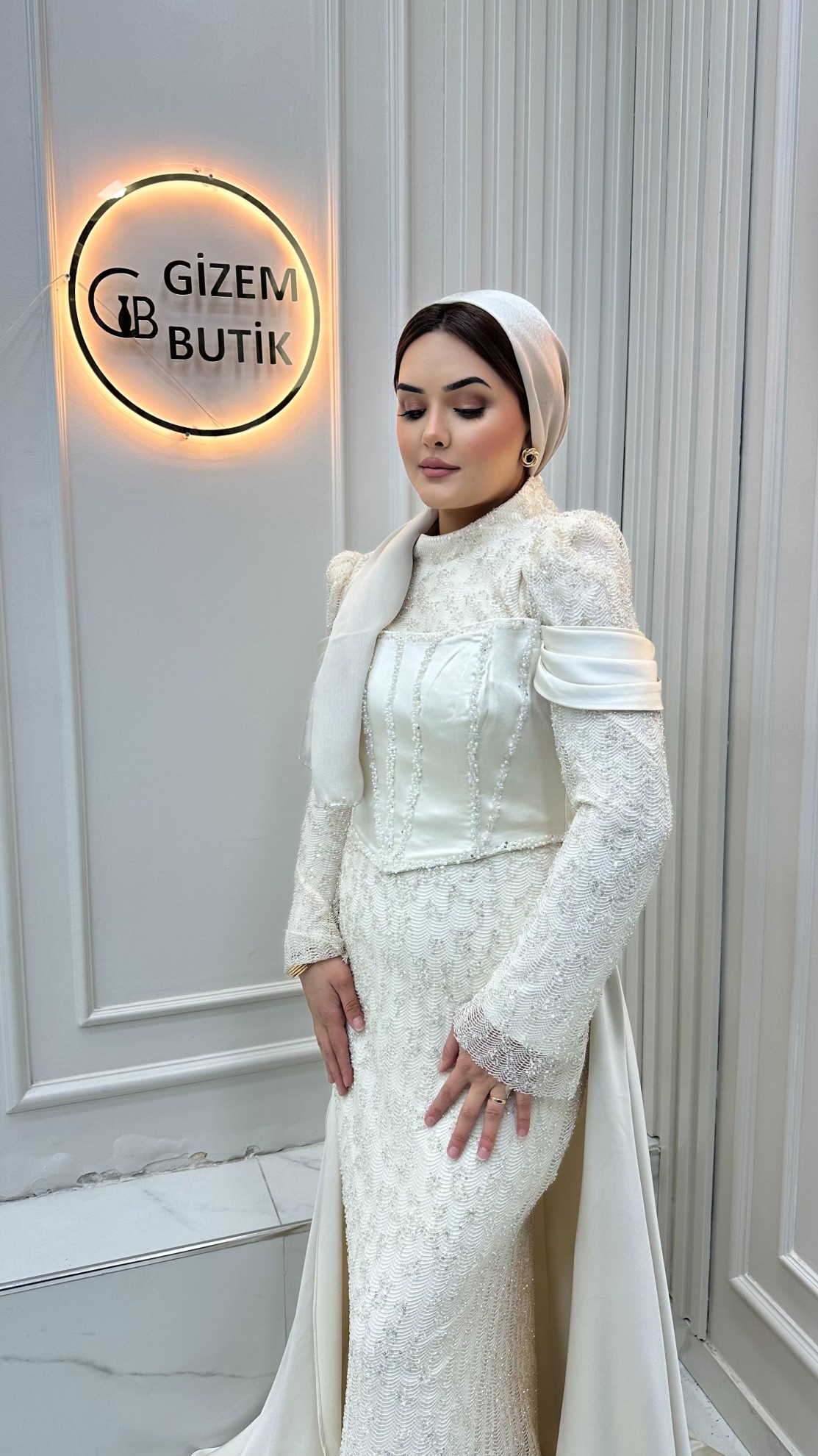 Evsan Abiye Bej
