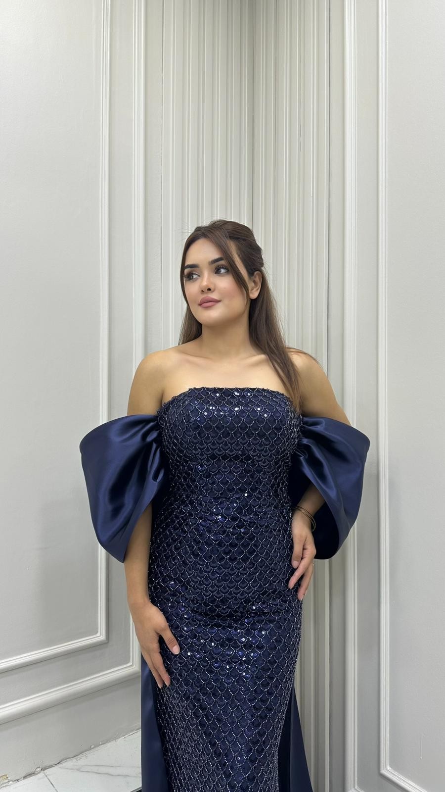 Eslem Abiye Lacivert