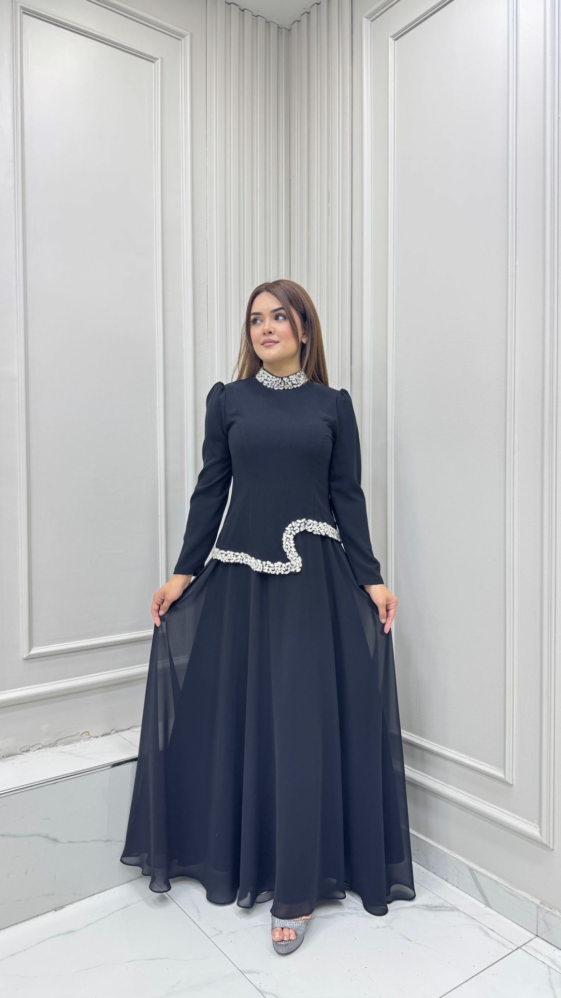 Merda Abiye Siyah