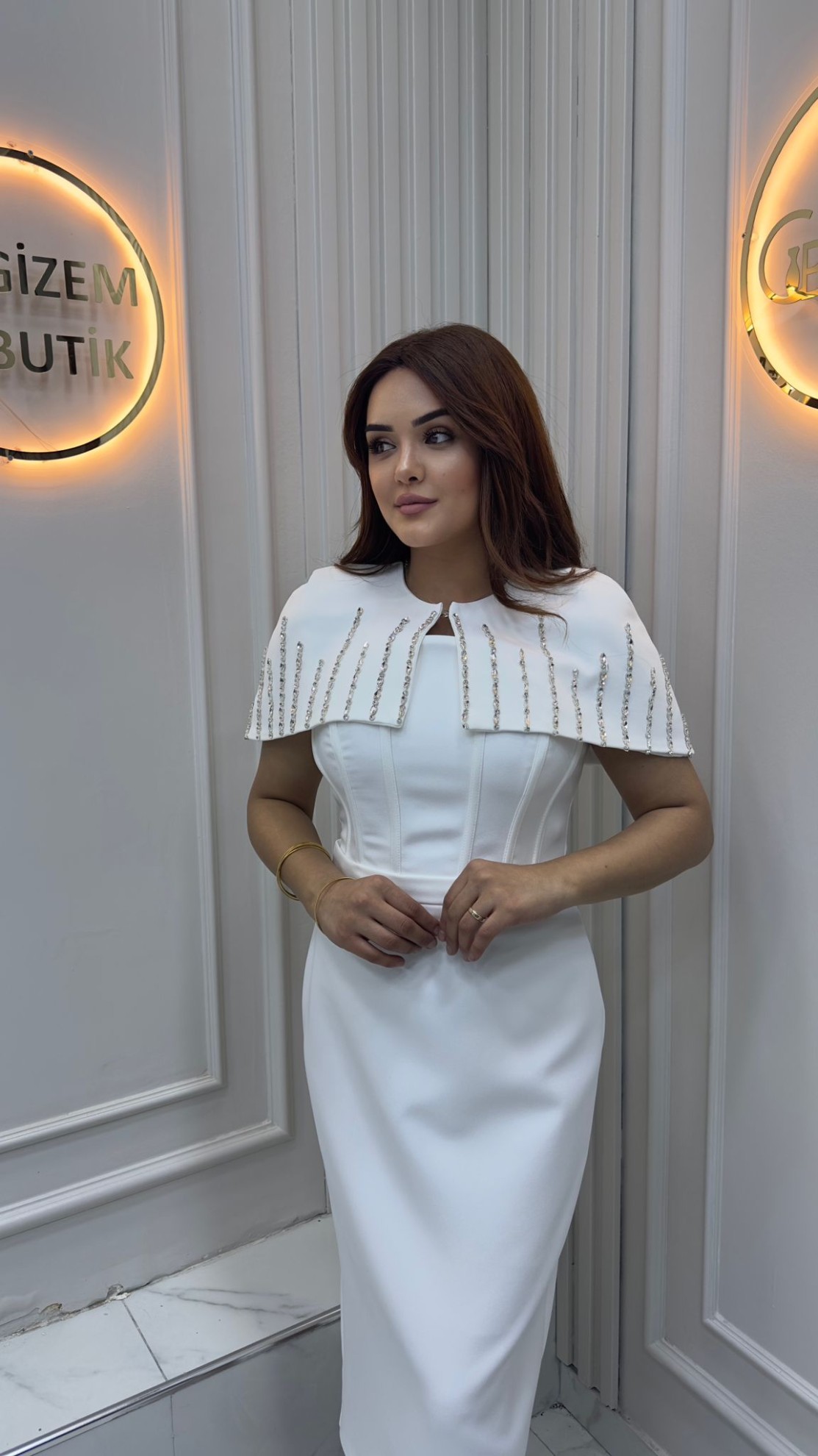 Adel Abiye Beyaz