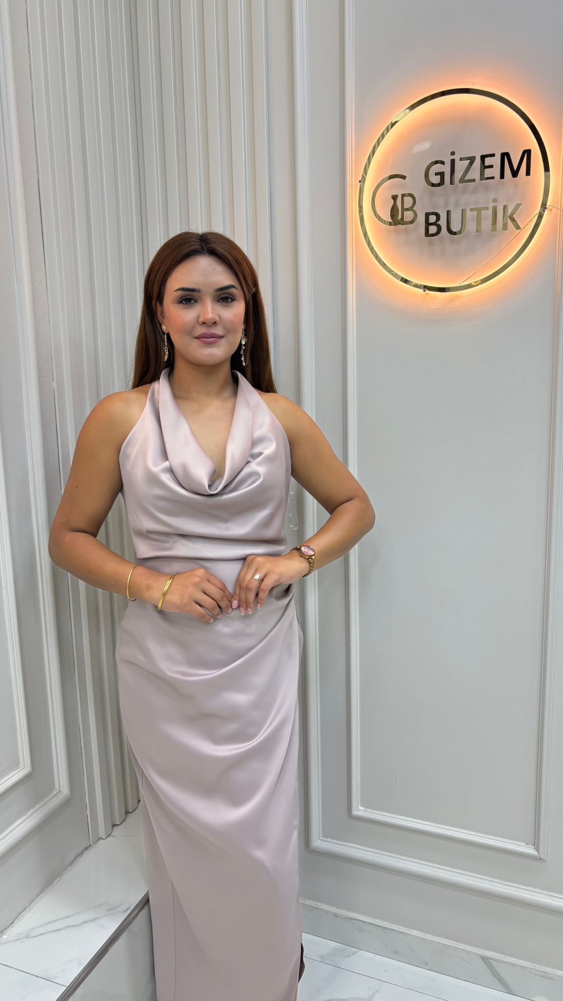 Dina Abiye Gül Kurusu