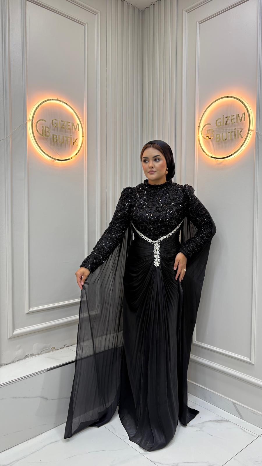 Gizem Abiye Siyah